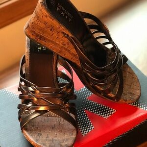 Elegant Bronze Faux Cork Wedge Sandals